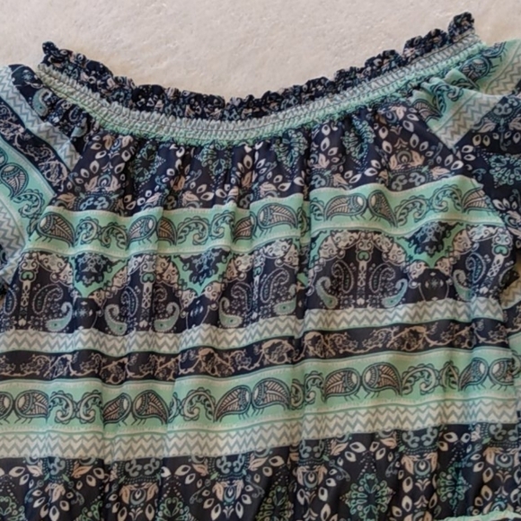 Francesca's Collection Alya Mint & Navy Paisley Off Shoulder Mini Dress - Picture 5 of 8